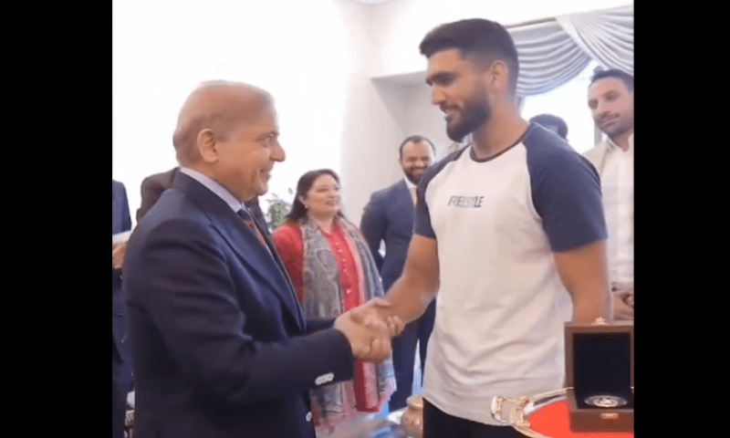 Info minister apologises to boxer Shahzaib Rind for ‘unjustified’ delay in monetary reward, support – Pakistan