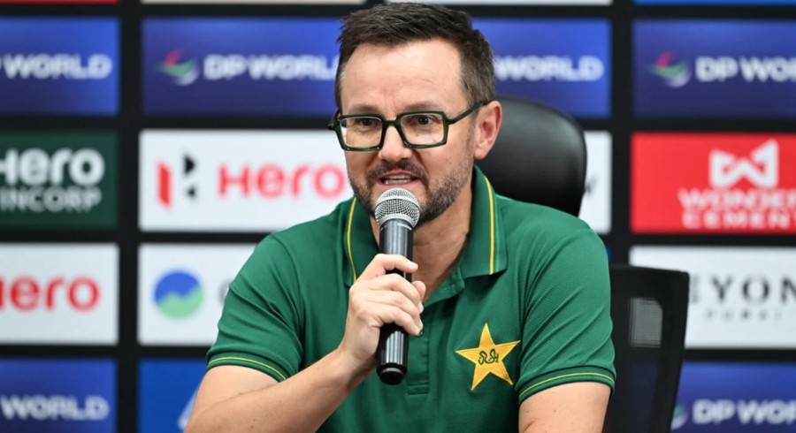 Hesson stresses balance ahead of Pakistan’s Asia Cup opener
