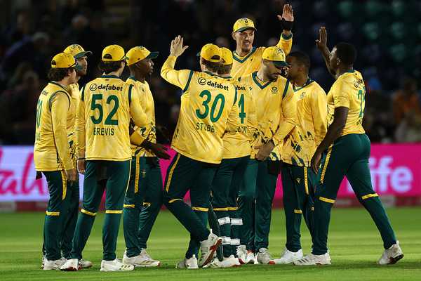 South Africa prevail in rain-hit T20I opener at Cardiff