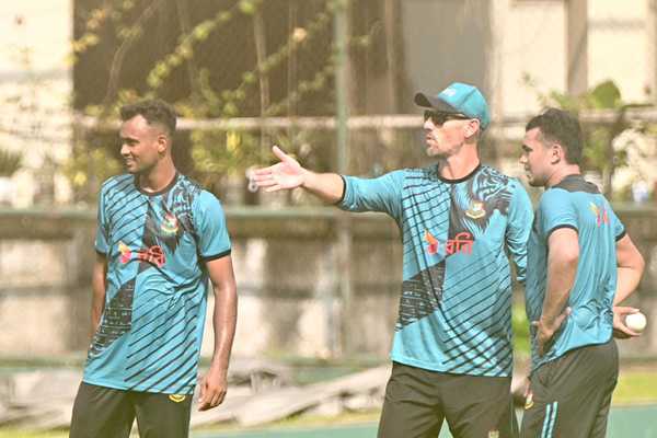 We’ve got the luxury of depth in our fast bowling: Shaun Tait