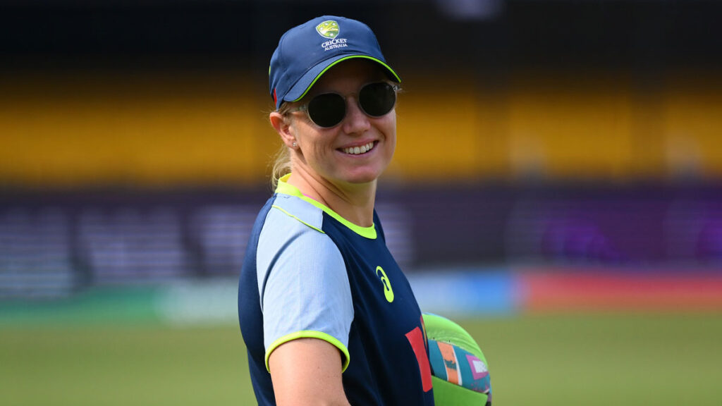 Healy trains as Aussies wait to make call on XI to play Proteas