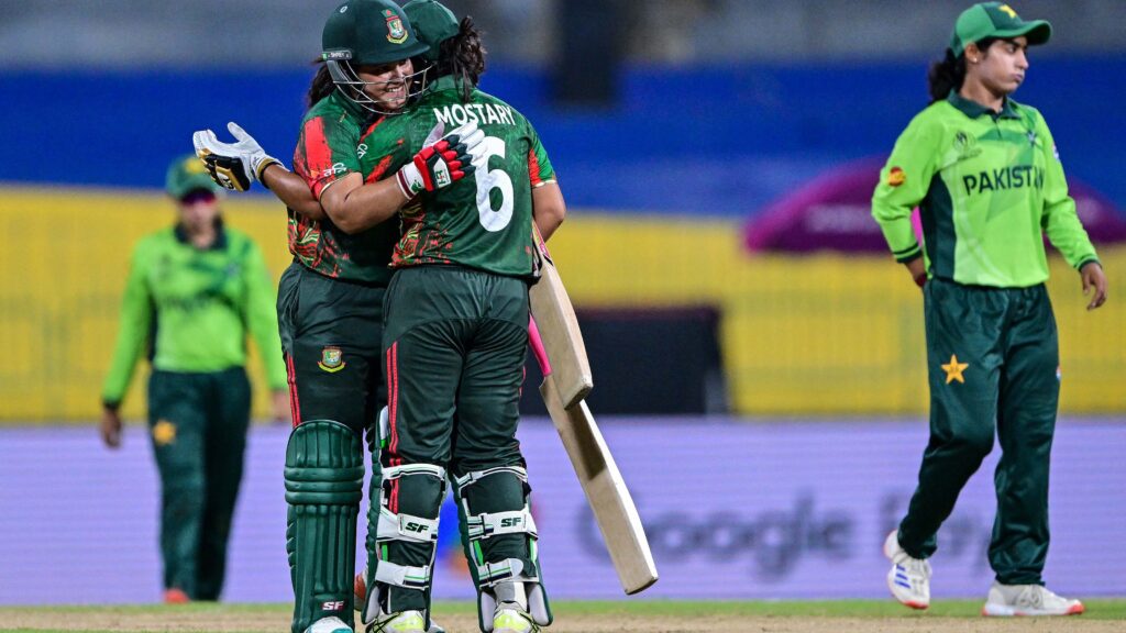Bangladesh spin Pakistan to World Cup defeat