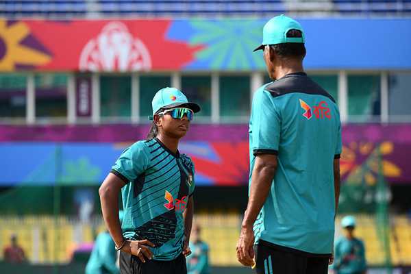 Marufa’s twin pursuits: mastering swing and English