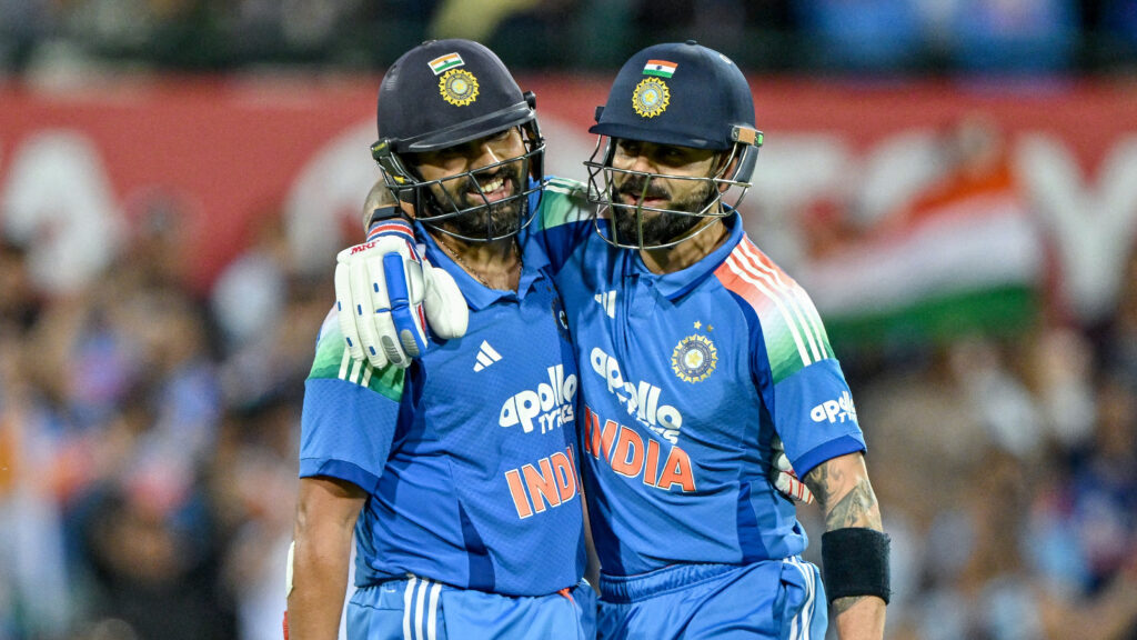 Rohit, Virat dominate chase in fitting Aussie farewell
