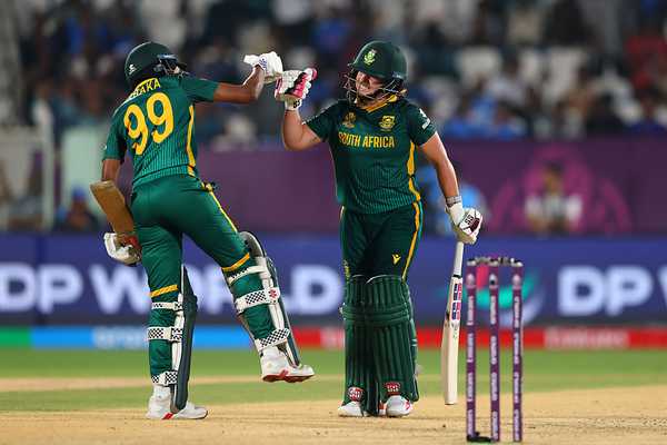 From fire to fight: De Klerk burns bright after Ghosh’s blaze