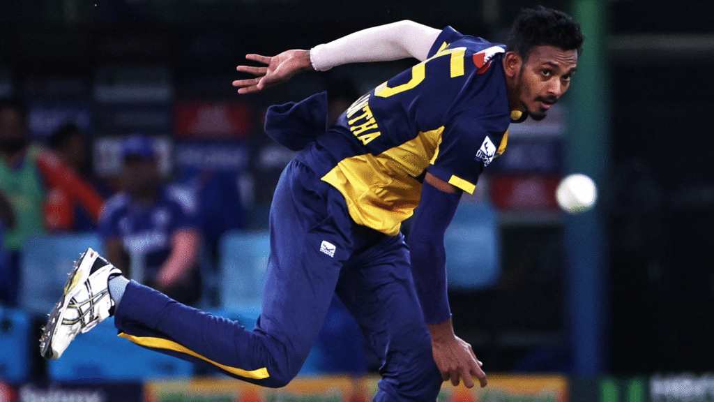 Sri Lanka into the T20 tri-series final thanks to Chameera
