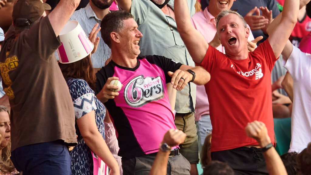 ‘Keep the ball’: Big Bash initiative borrows from baseball traditions