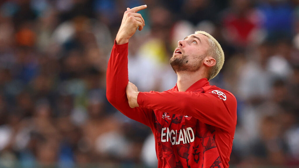 England’s Jacks of all trades sinks Sri Lanka