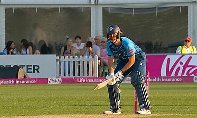 Derbyshire Falcons thrash Leicestershire Foxes by 86 runs