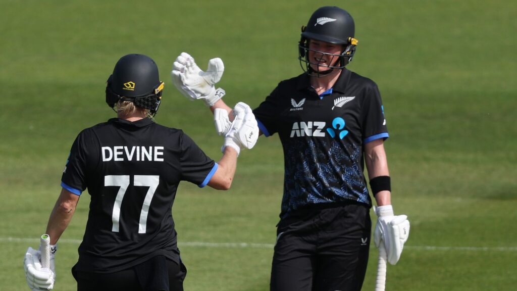 England vs New Zealand, second T20: Sophie Devine and Maddy Green star with the bat as White Ferns rally to level T20 series at 1-1 | Cricket News