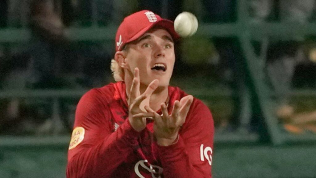 Jacob Bethell: England all-rounder will return to the UK after sustaining ‘left finger injury’ while playing in the IPL | Cricket News