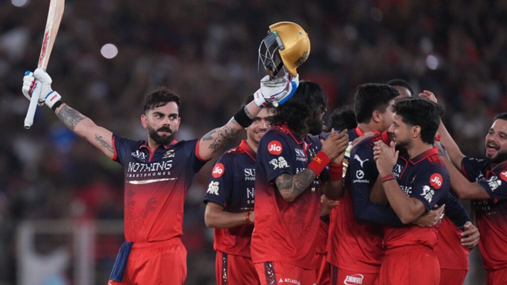 Virat Kohli stars as Royal Challengers Bengaluru defend IPL title with five-wicket victory over Gujarat Titans | Cricket News