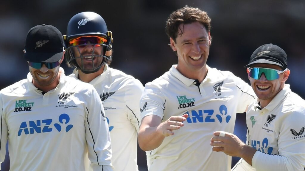 New Zealand thrash England by 253 runs as Matt Henry takes 11-wicket haul at The Oval to level three-match series | Cricket News