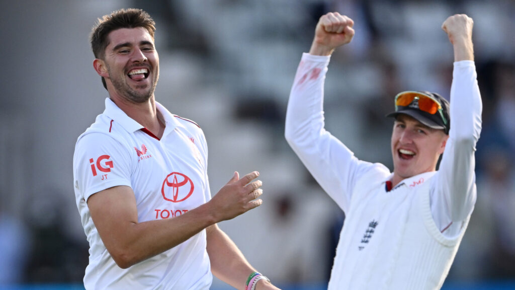 England banish Perth demons on 17-wicket day