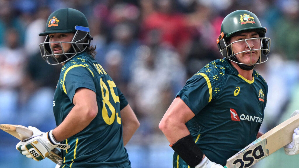 Renshaw, David blitz powers Aussies to T20 series win