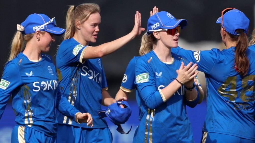 The Hundred: MI London women break their duck with victory over London Spirit thanks to Melie Kerr’s defiant half-century | Cricket News